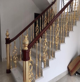 CẦU THANG MẪU CT021
